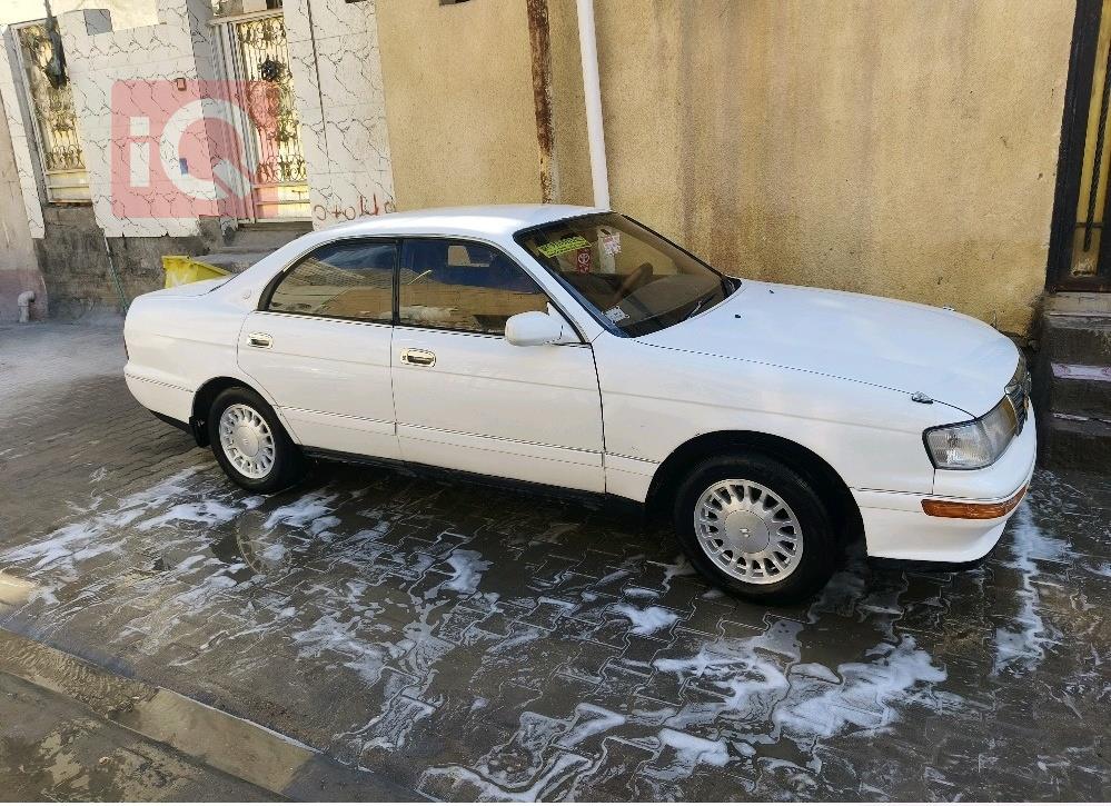 تويوتا كراون